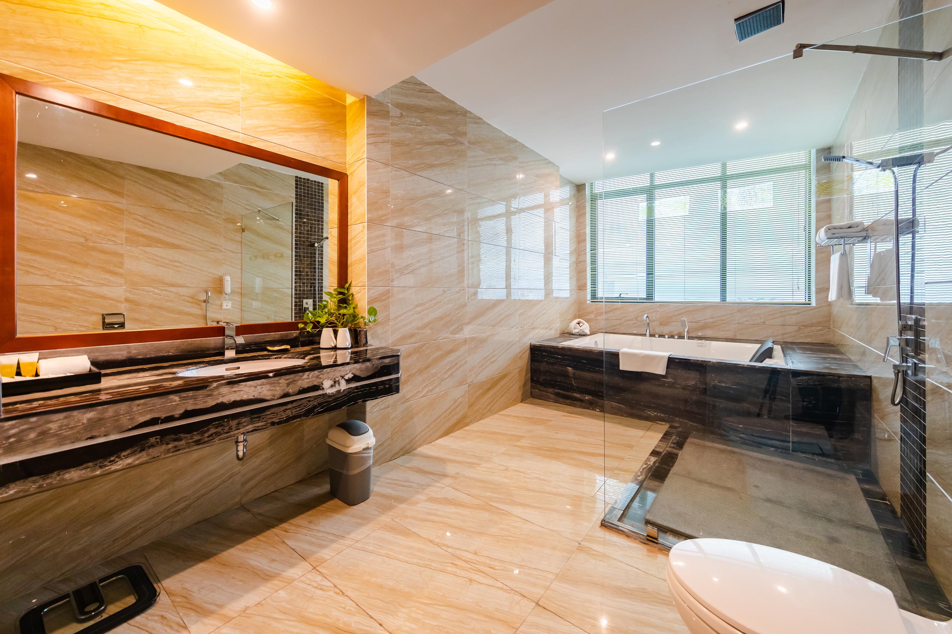 Muong Thanh Luxury Quang Ninh Hotel Ha Long Bagian luar foto